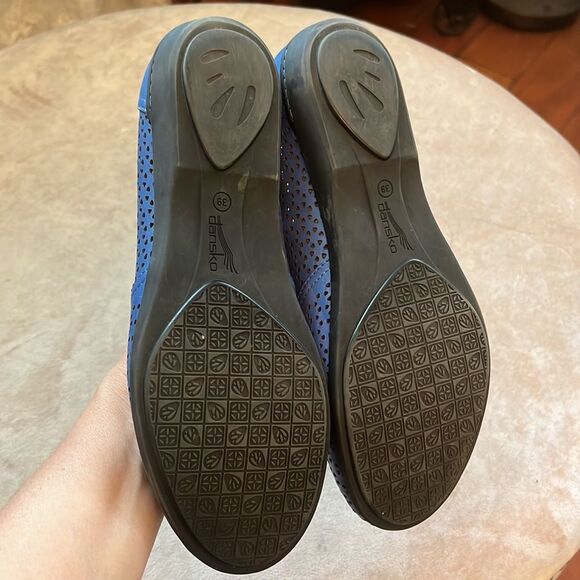 Dansko Sz 39 (8) Blue Perforated Leather Slip On Loafers EUC - Picture 8 of 11
